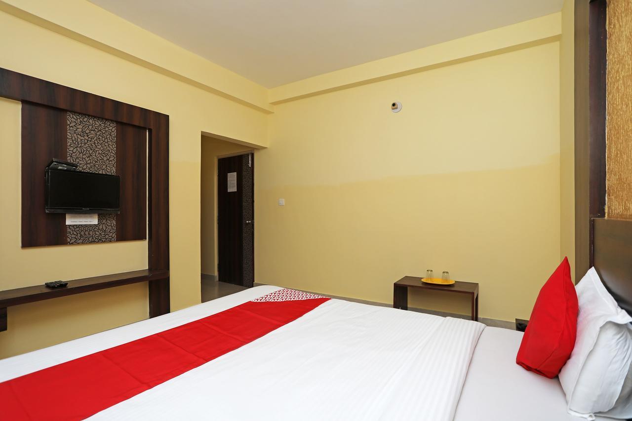 Oyo 15206 Hotel Sonar Gaon Puri Exterior photo